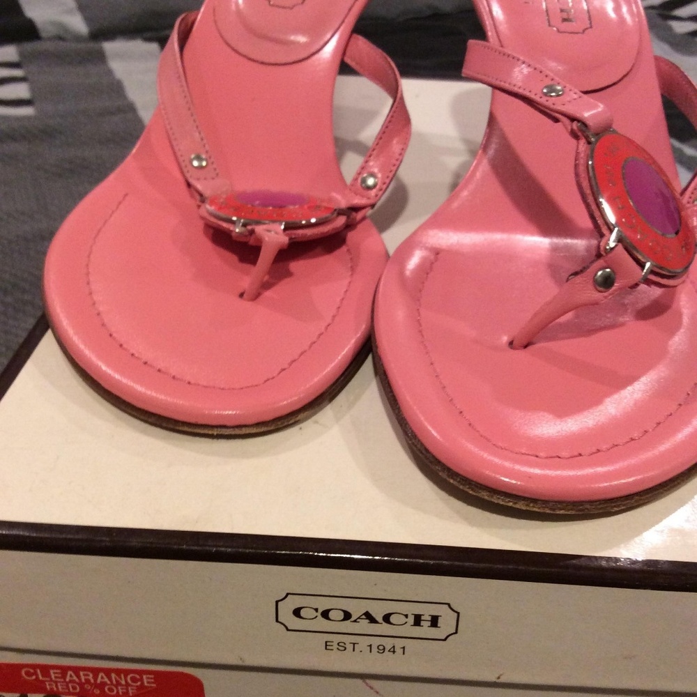 Shoes - Picture 3 of 9